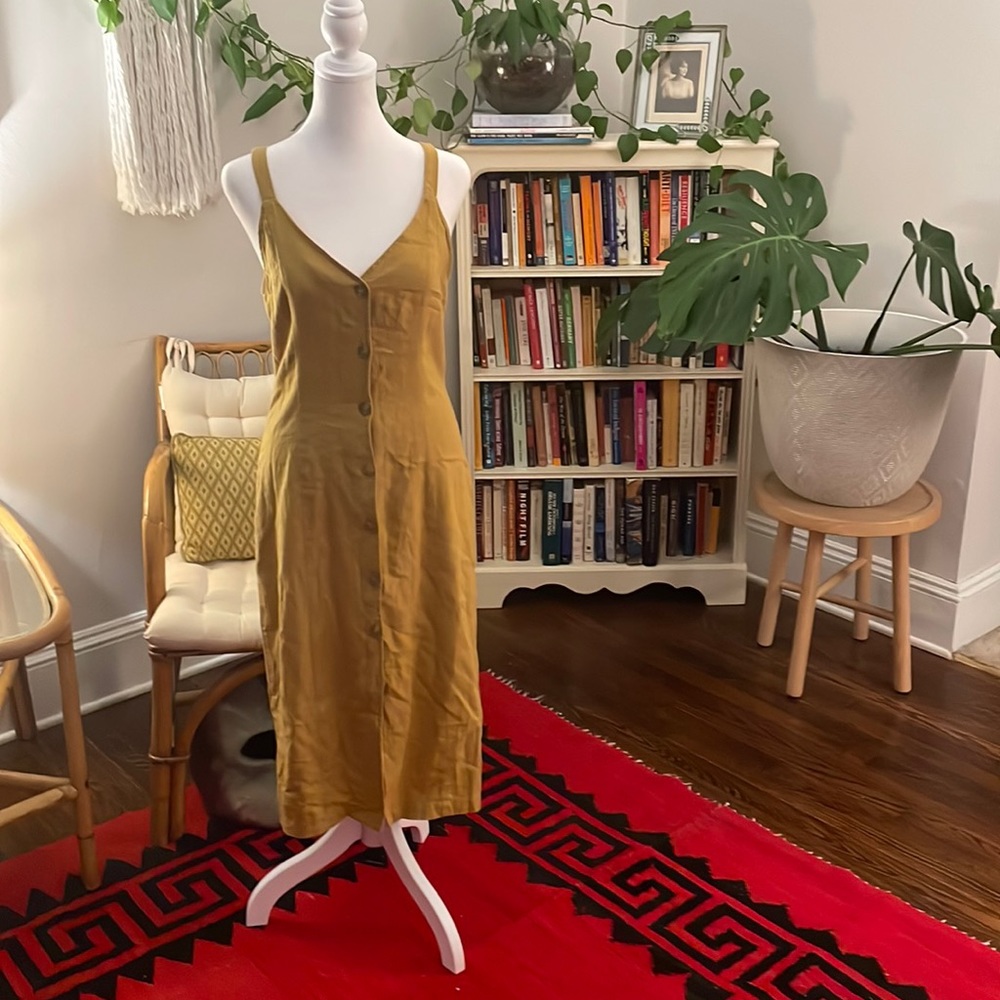 Linen dress